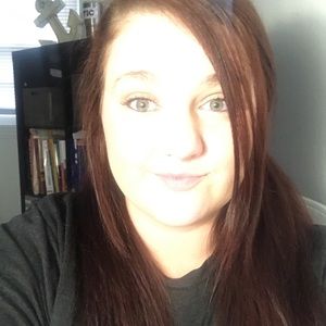 Meet your Posher, Whitney